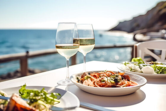 Hotel restaurant in Santa Ponsa with romantic view in the background