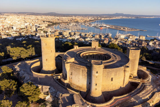 A view of the Castell de Bellver and its surrounding area